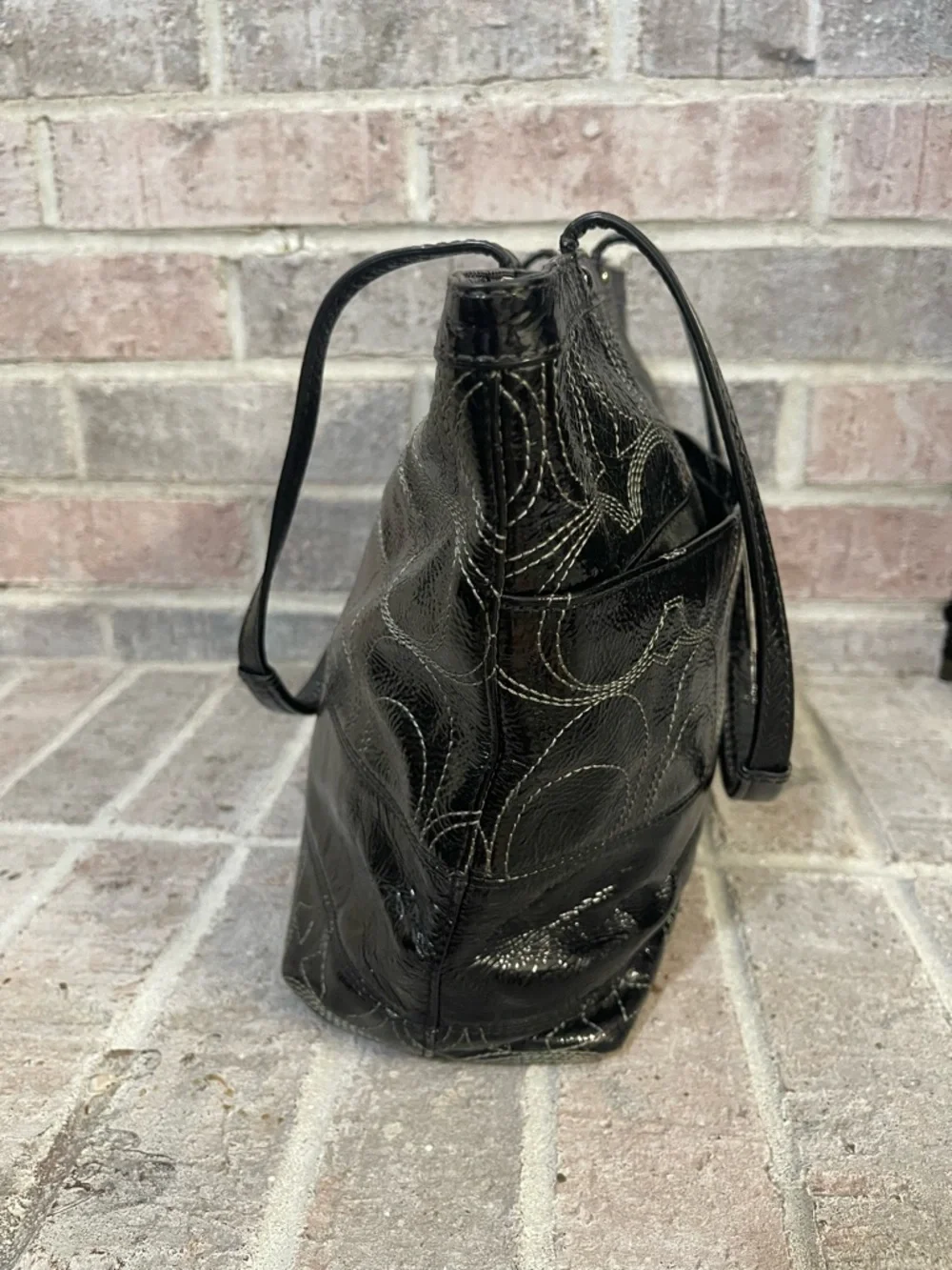 Coach Black Patent Signature Circle Tote - Picture 6 of 11